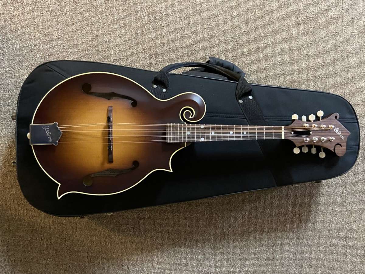 2016 Gibson F9 Mandolin Sounds Great Mandolin Store
