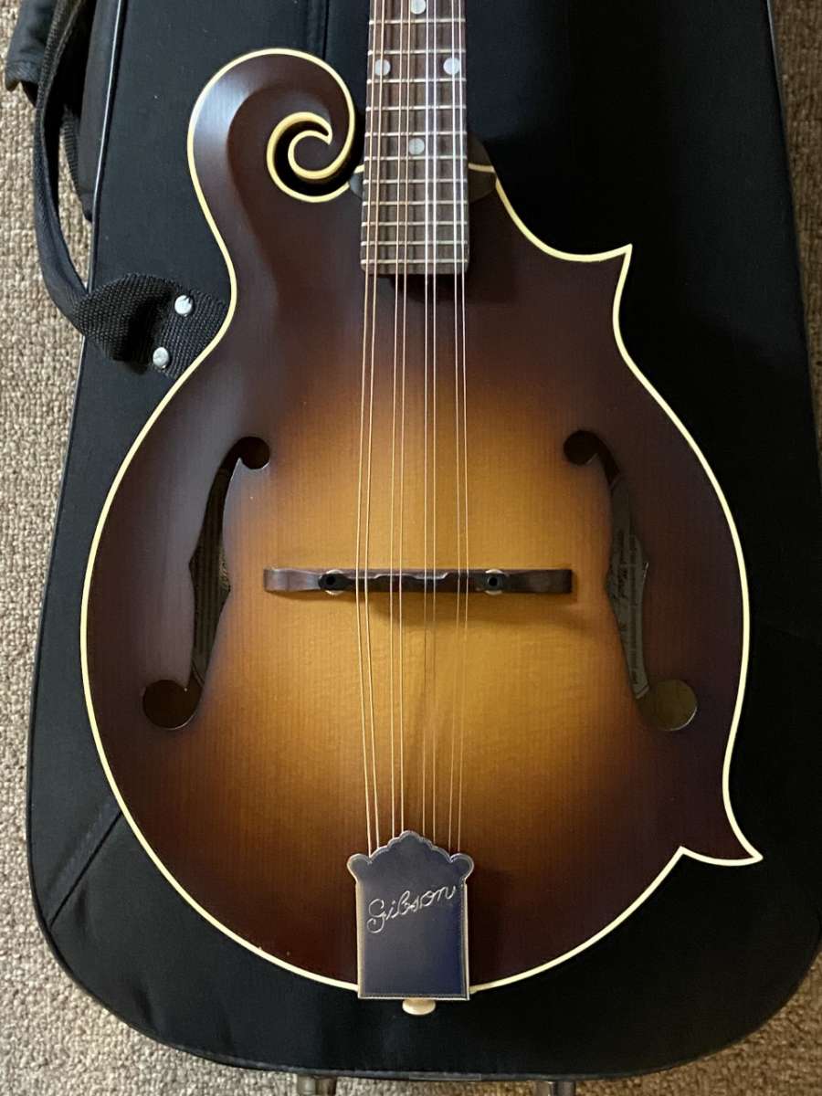 2016 Gibson F9 Mandolin Sounds Great Mandolin Store
