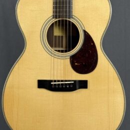 Pre-Owned Eastman E20OM Acoustic Guitar