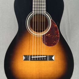 Eastman E10P-SB Parlor Guitar