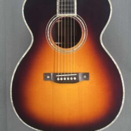 2018 Eastman E40OMSB Guitar