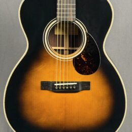 2022 Eastman E20OMSB Acoustic Guitar