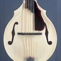 Kimble 2 Point F Hole Mandolin - Blanco